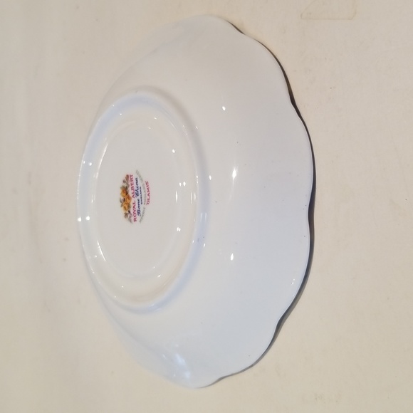 VINTAGE TEA CUP AND SAUCE - Picture 4 of 9